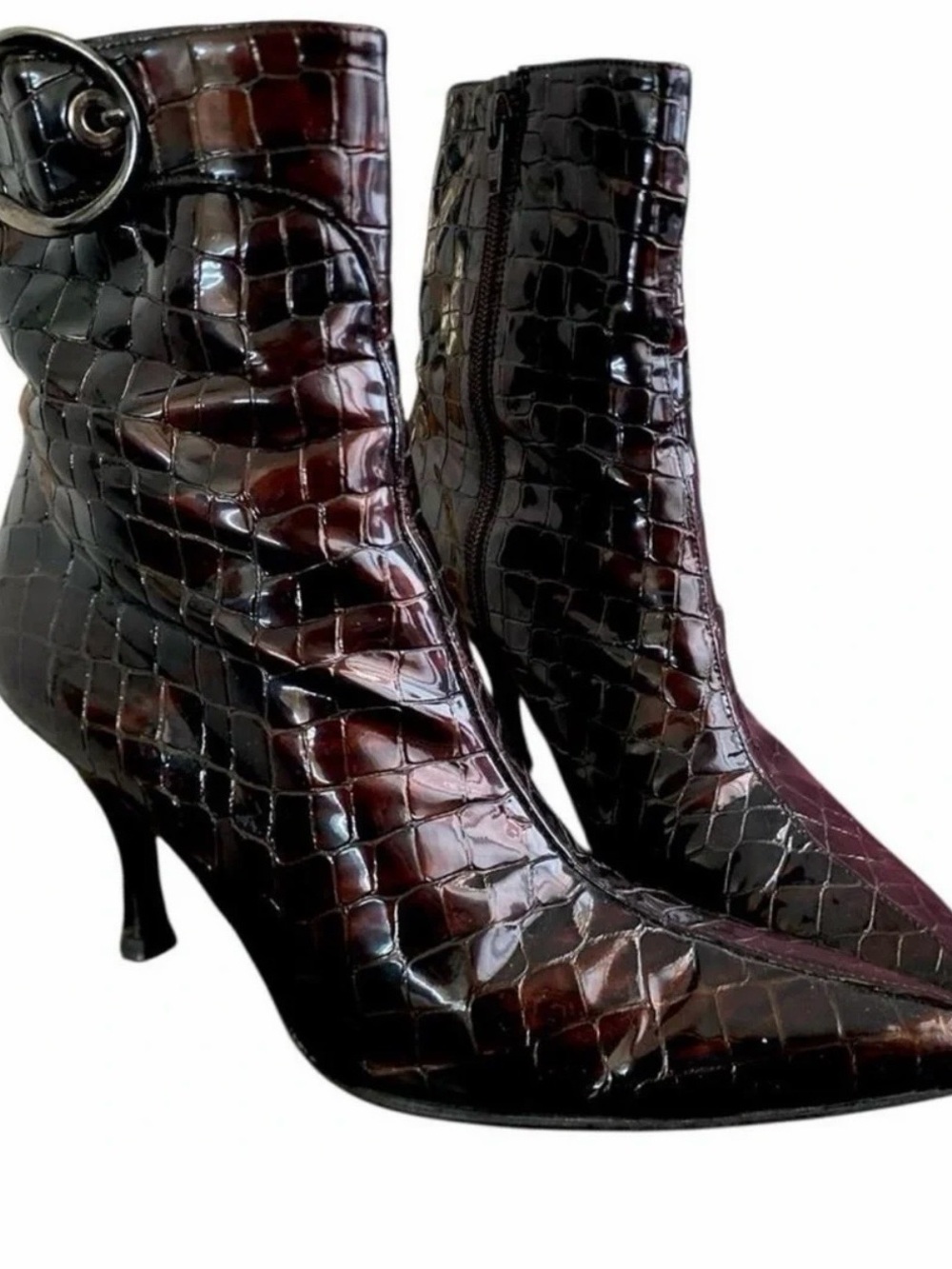 Stuart Weitzman Dark Brown Croc-Embossed Heeled Boots. size 4.5